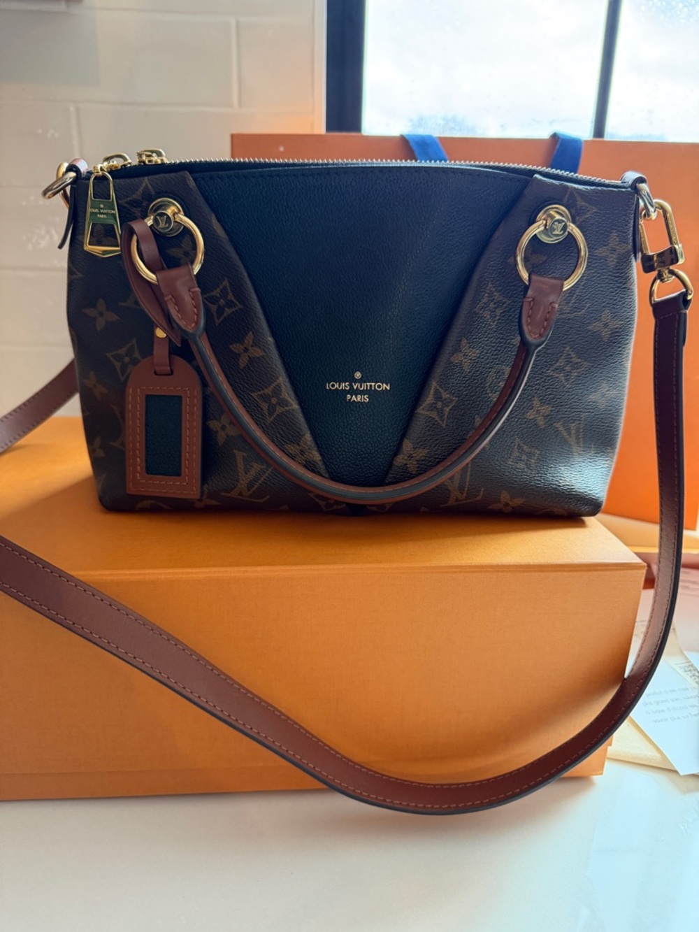 Louis Vuitton Monogram V Tote BB Shoulder Bag with Black Center